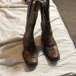 Corral Women’s Boots size 8 barely worn
